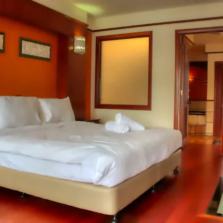 Alexapd Private Water Chalets-2