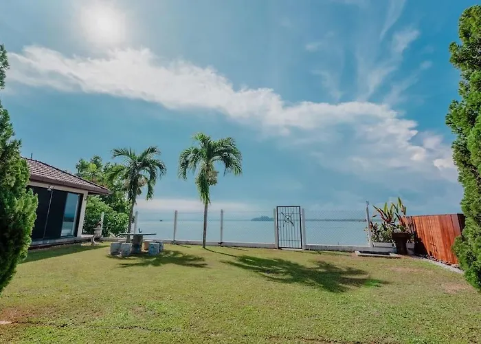 Bamboo Rimbun-Tranquil Seaside Villa, Port Dickson